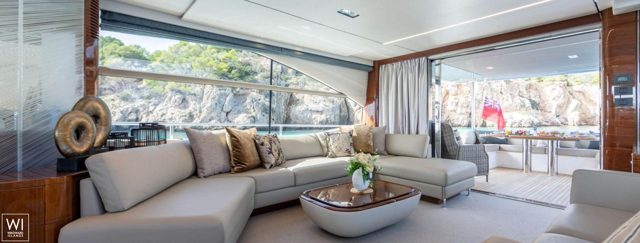 MIO BARCO  Princess Yachts Y 78 Interior 8