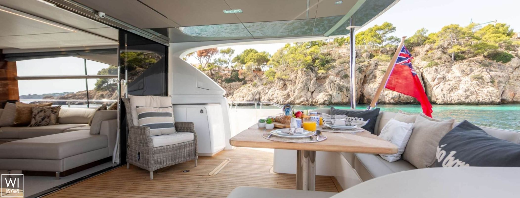 MIO BARCO  Princess Yachts Y 78 Interior 10