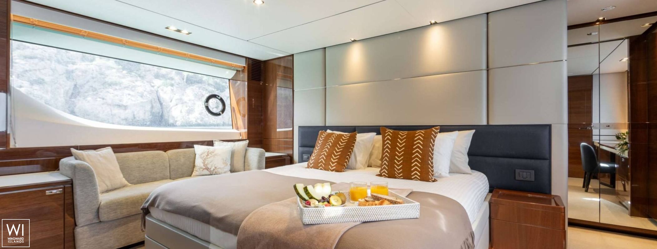 MIO BARCO  Princess Yachts Y 78 Interior 17