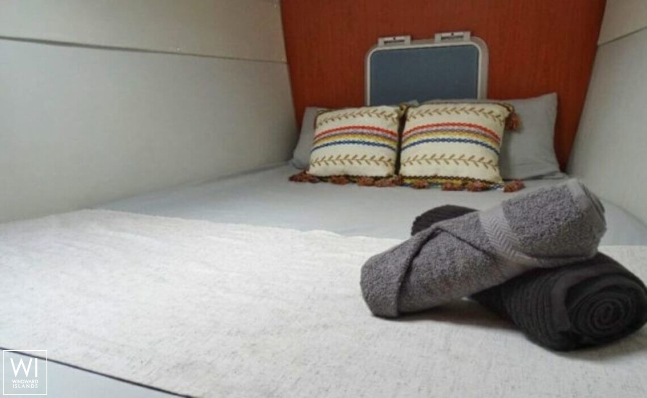 FARO   Lagoon Catamaran Lagoon 570 Interior 18