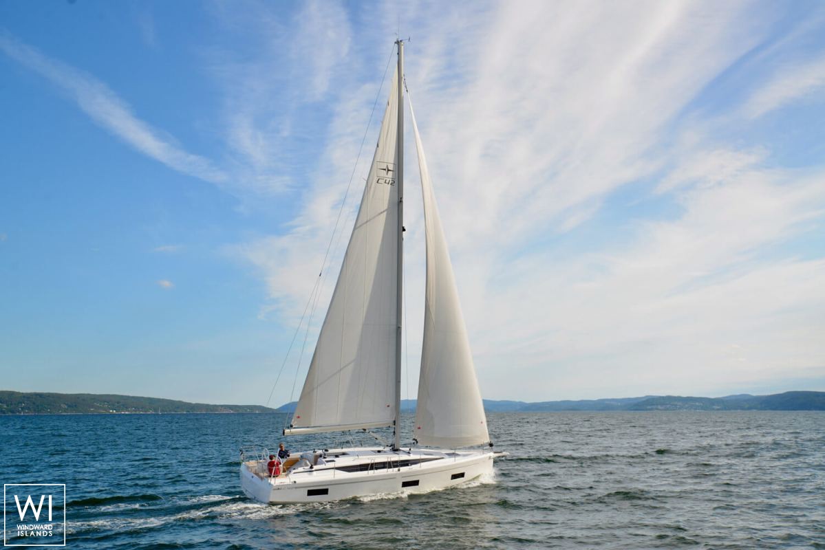 Bavaria 42 Bavaria Yachts Exterior 2