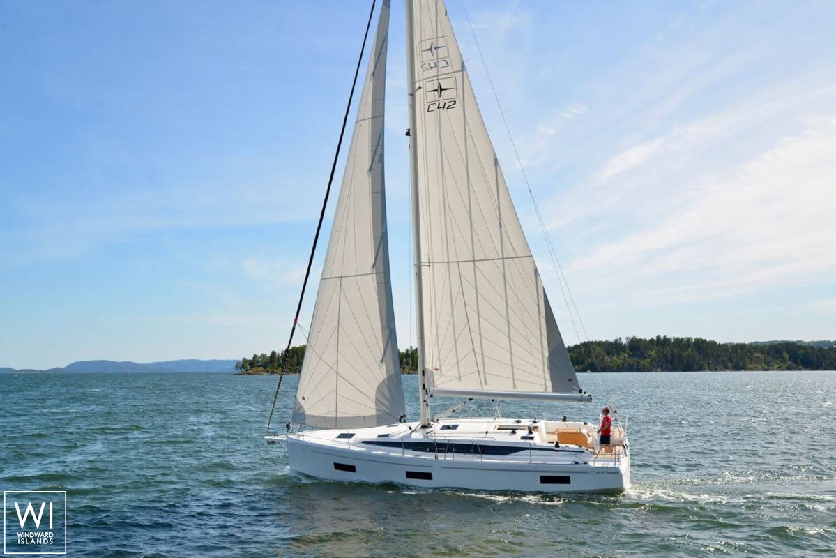 Bavaria 42 Bavaria Yachts Exterior 3