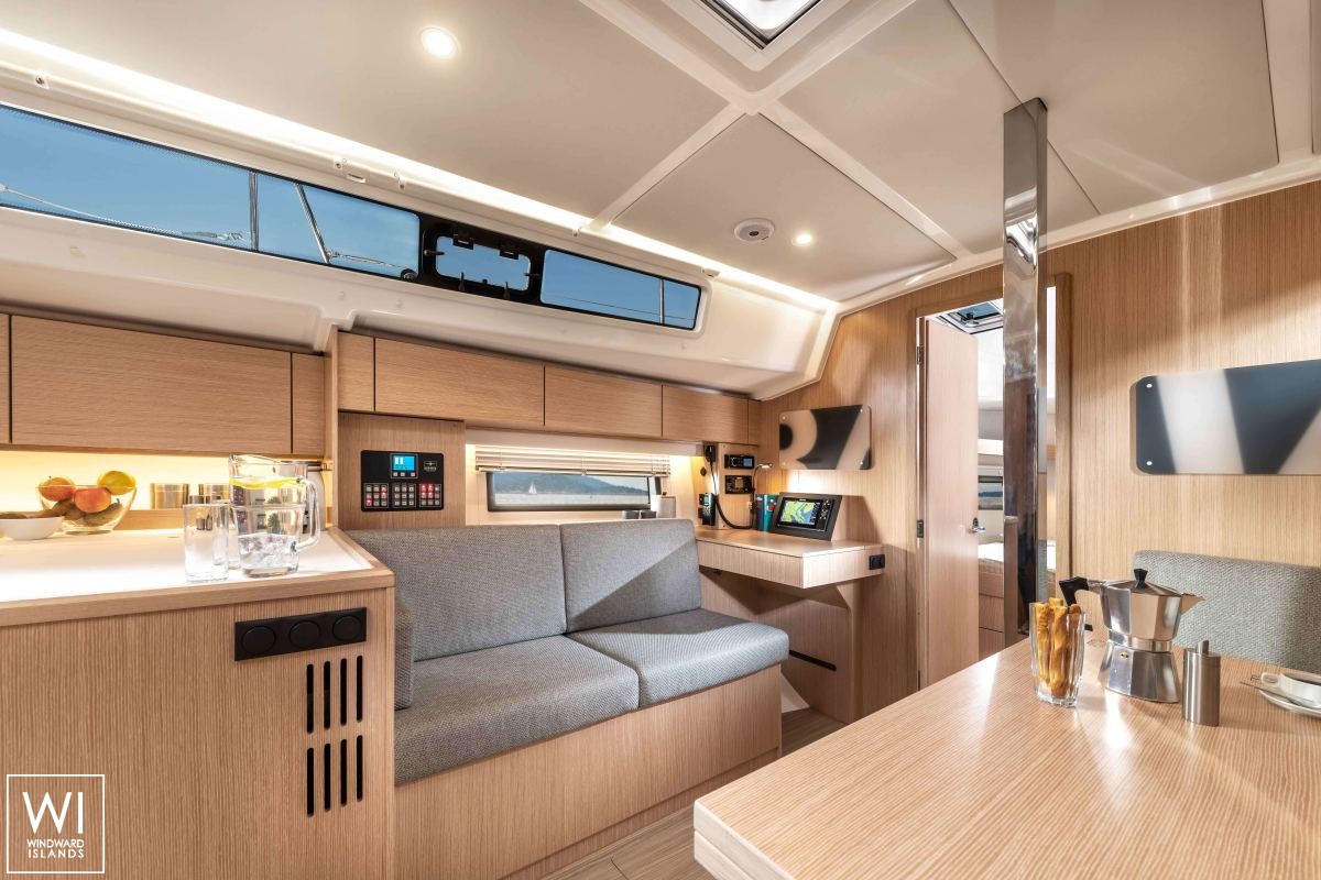 Bavaria 42 Bavaria Yachts Interior 2