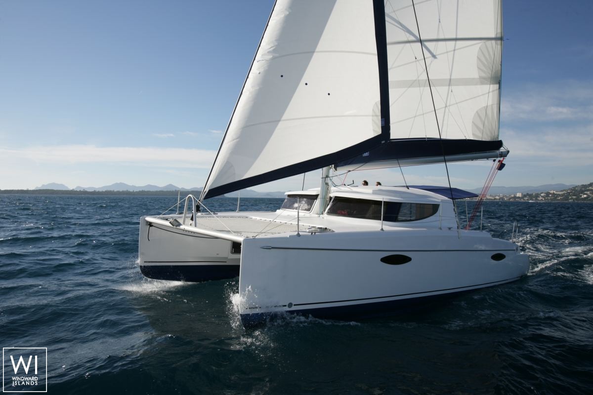Mahe 36 Fountaine Pajot Exterior 2