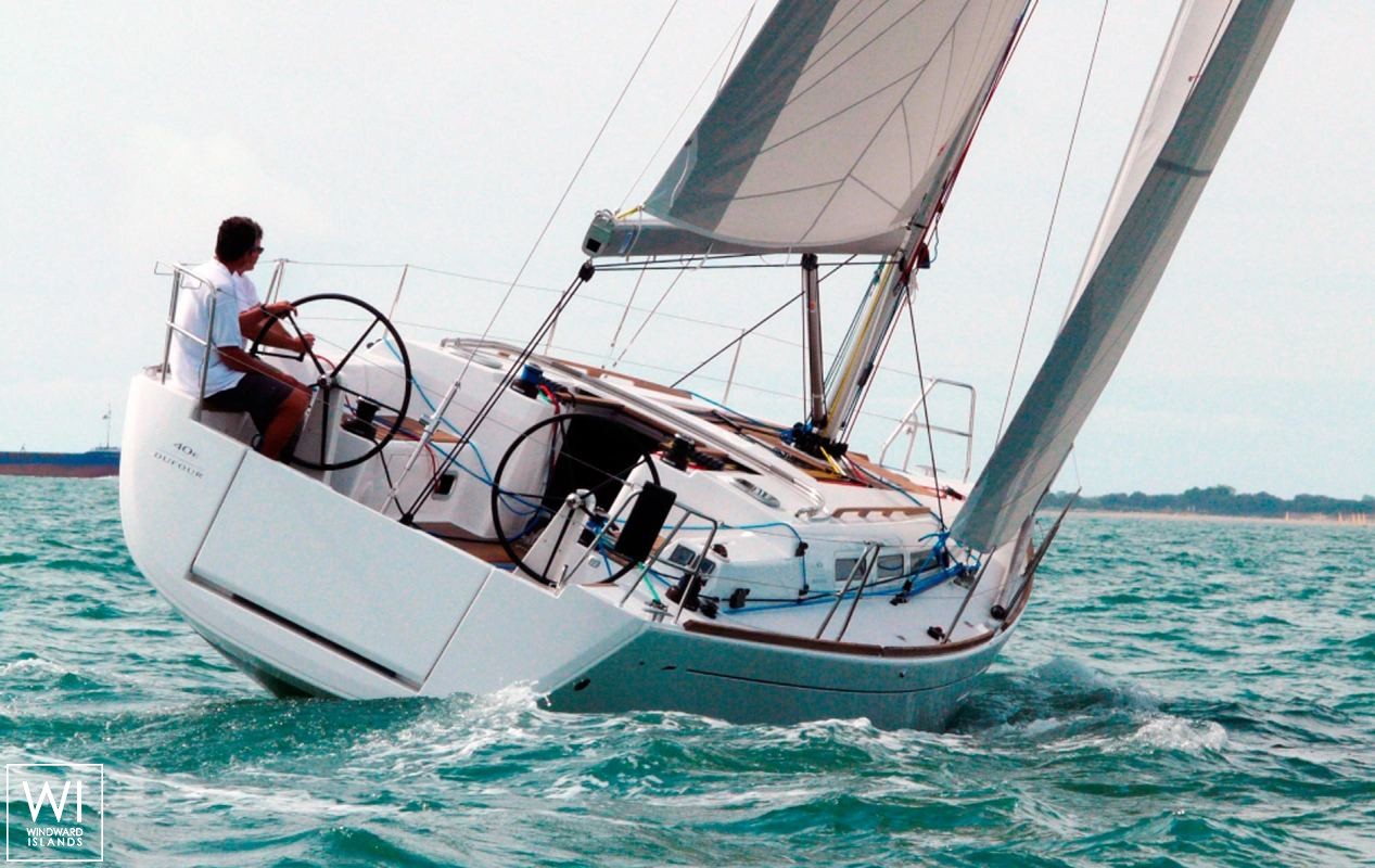 Dufour 40E Dufour Yachts Exterior 2