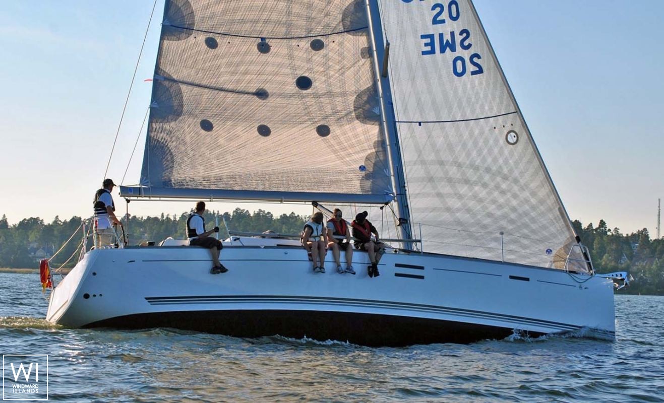 Dufour 40E Dufour Yachts Exterior 3