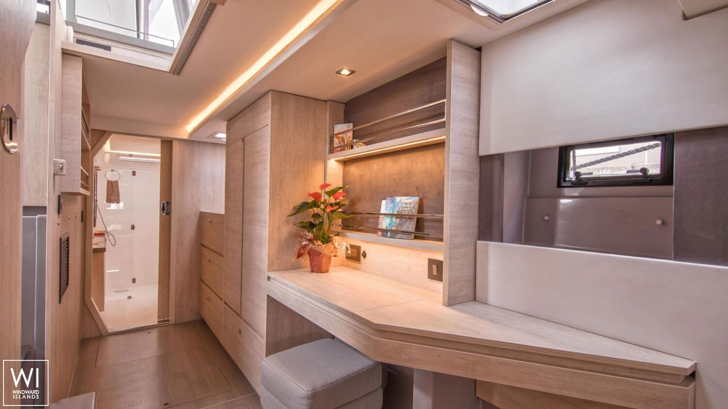 Leopard  45 Robertson & Caines Interior 2