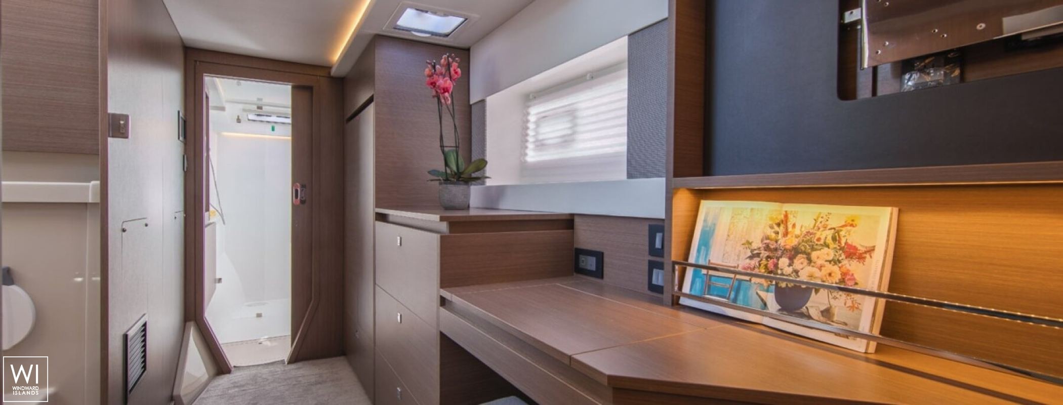 Leopard  42 Robertson & Caines Interior 3