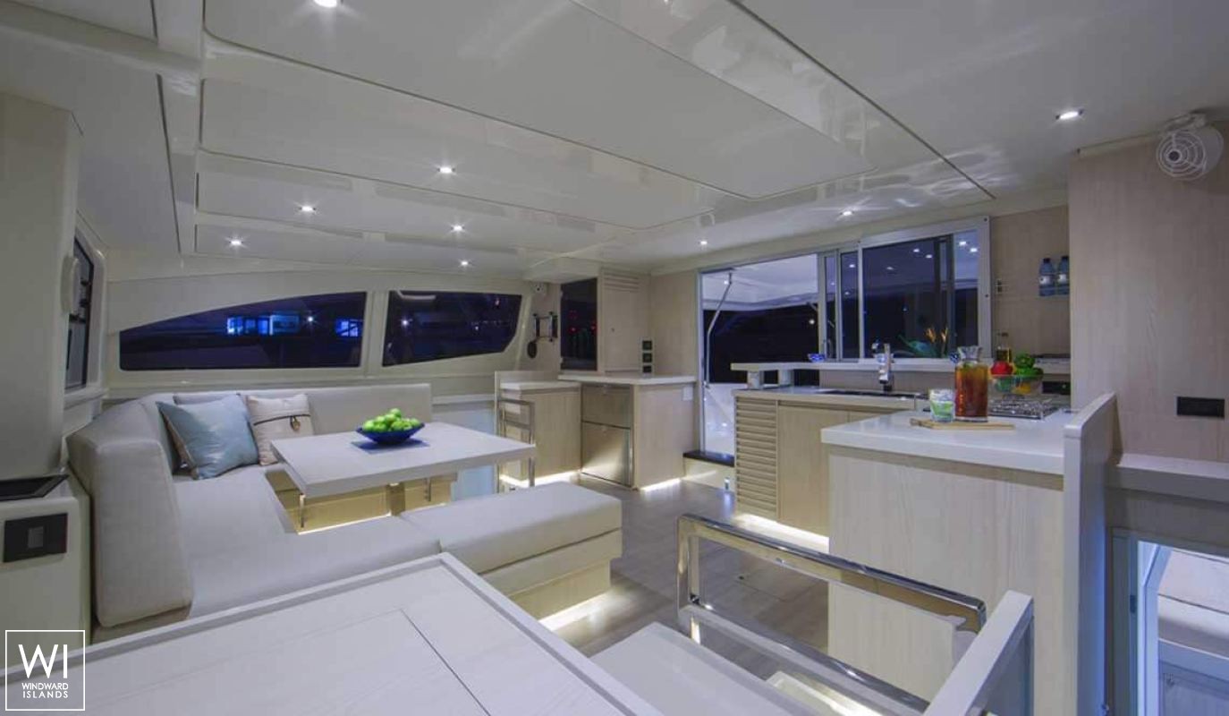 SANYATI  Robertson & Caines Leopard  Power 514 Interior 1