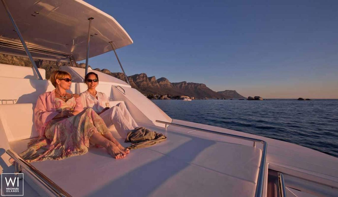 SANYATI  Robertson & Caines Leopard  Power 514 Interior 1