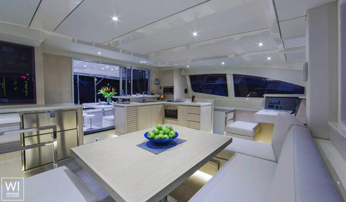 SANYATI  Robertson & Caines Leopard  Power 514 Interior 1