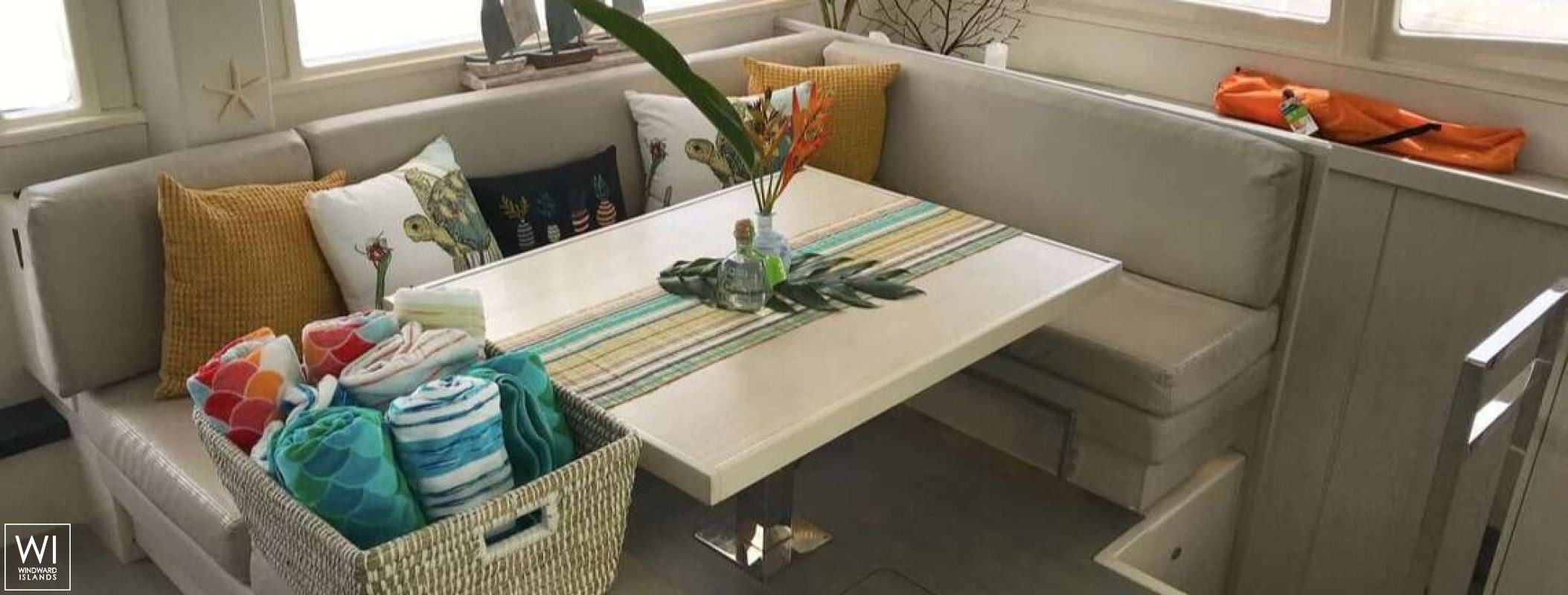 SOMEWHERE HOT  Robertson & Caines Leopard  Power 514 Interior 13