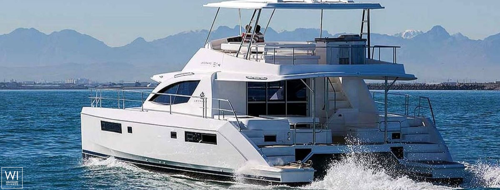 SANYATI  Robertson & Caines Leopard  Power 514 Exterior 2