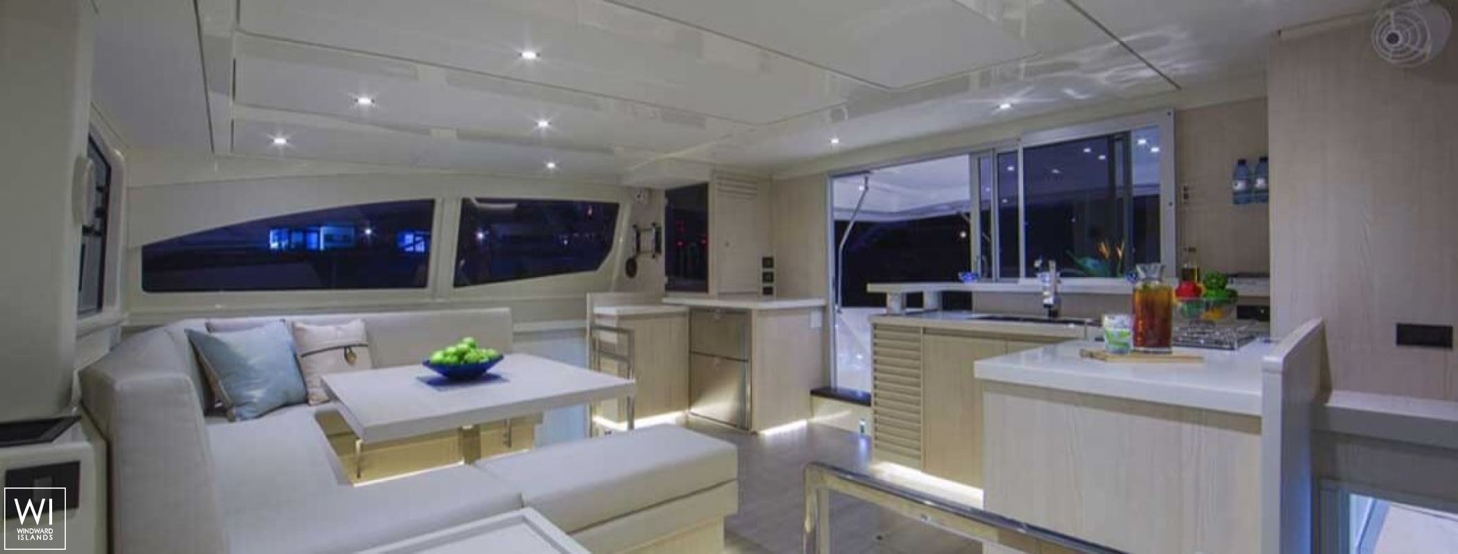 SANYATI  Robertson & Caines Leopard  Power 514 Interior 15