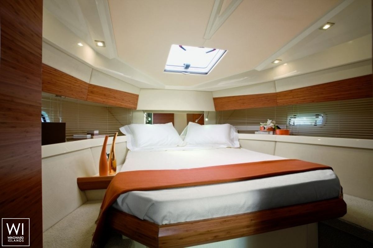 Verve 36 Azimut Yachts Interior 2