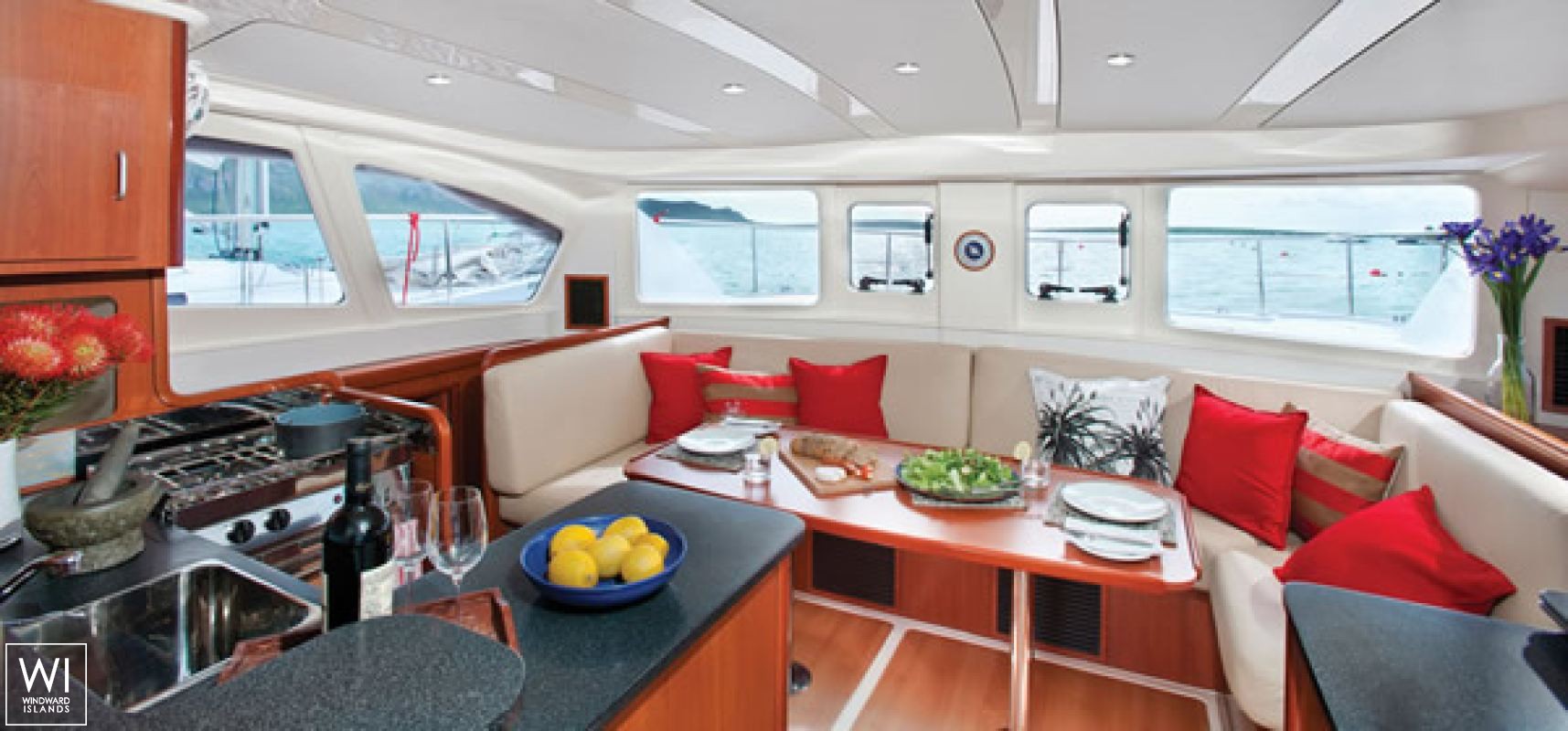 Leopard  Power 39 Robertson & Caines Interior 8