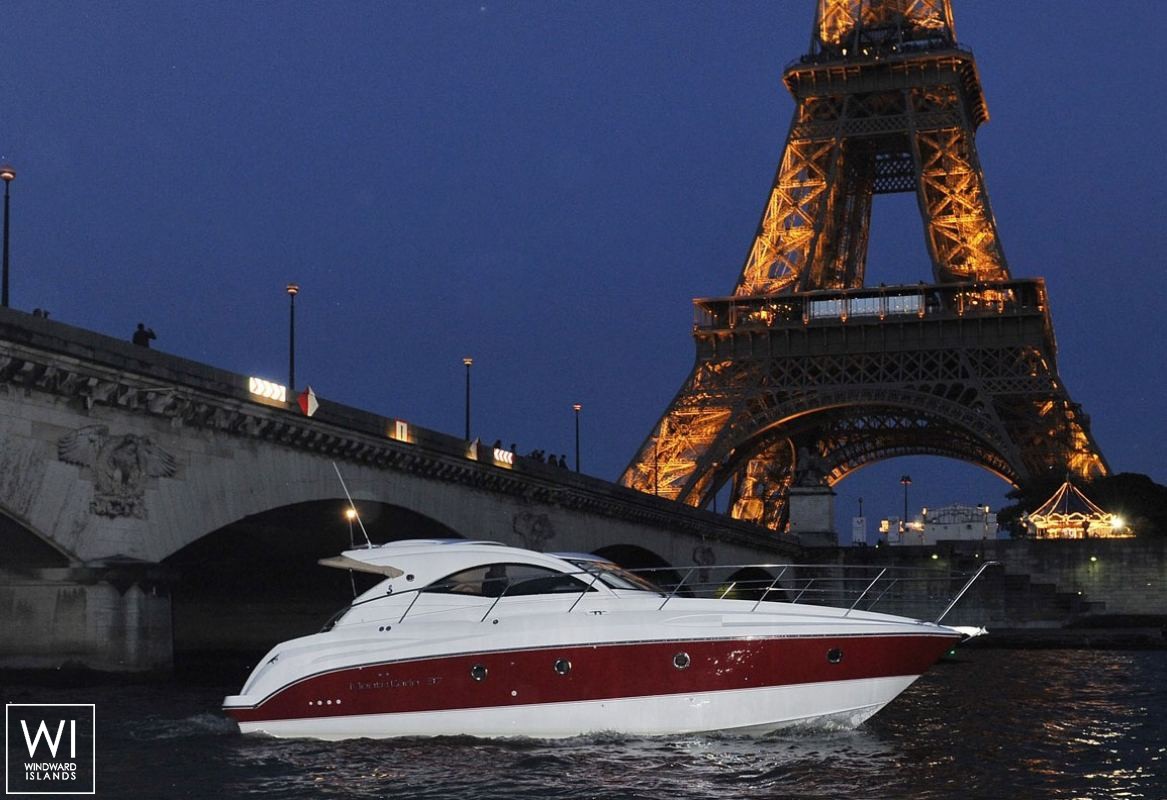 Monte Carlo 37 Beneteau Exterior 2