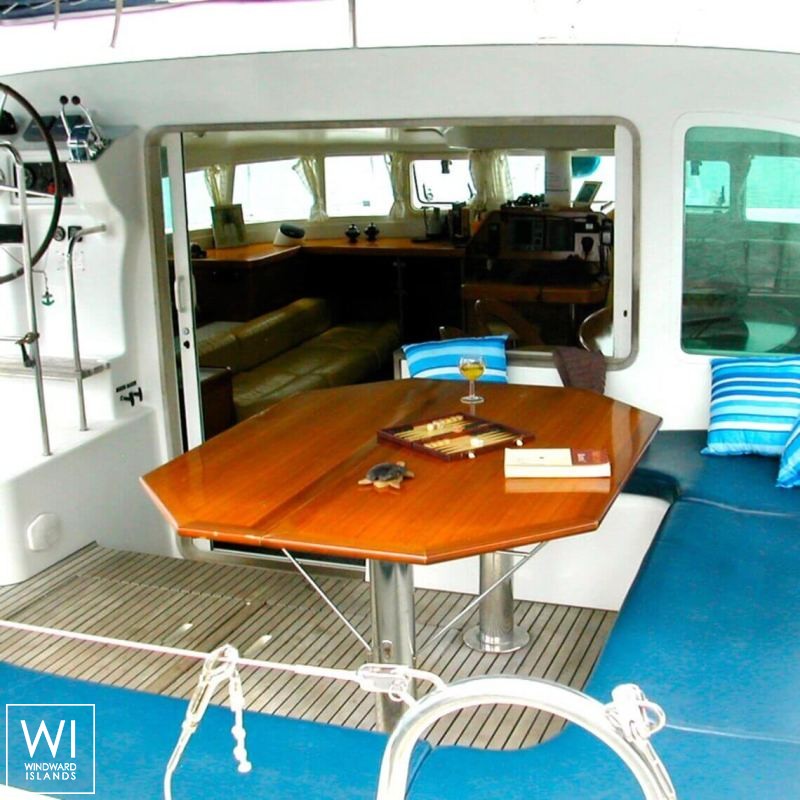 Sweetest Taboo  Lagoon Catamaran Lagoon 470 Interior 6