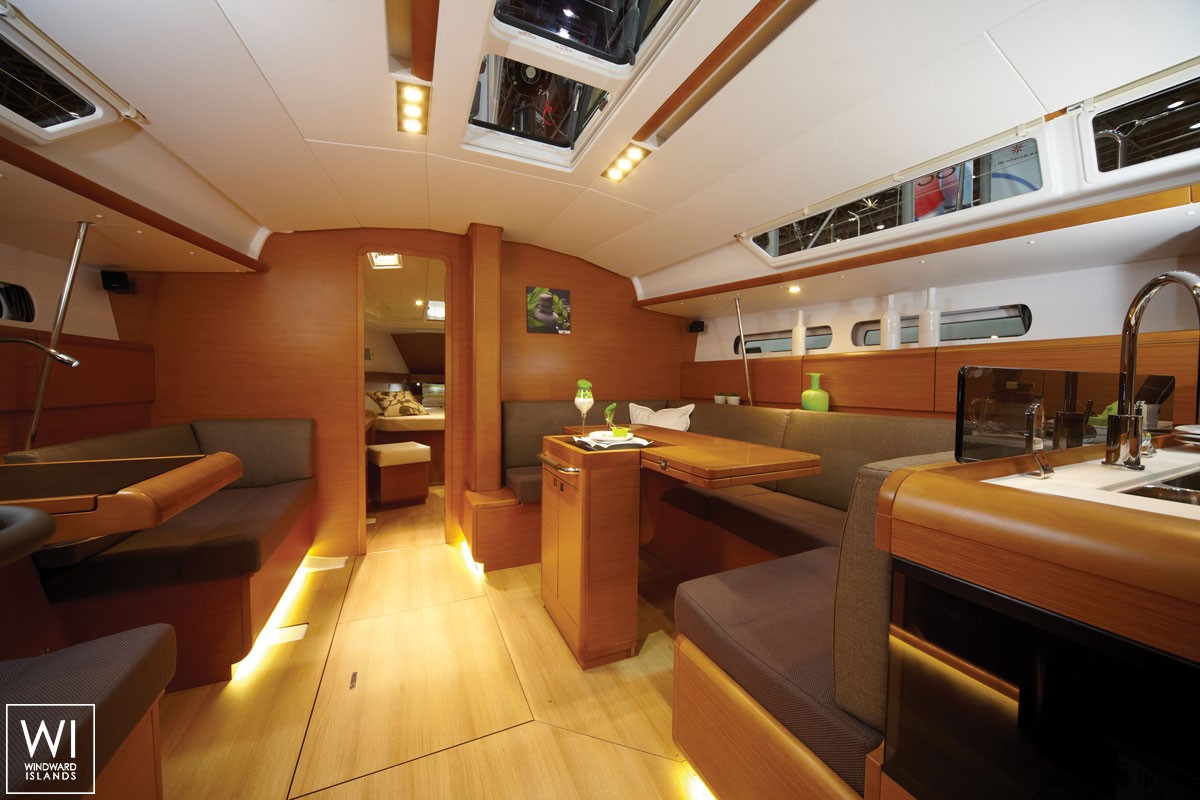 Sun Odyssey 439 Jeanneau Interior 1
