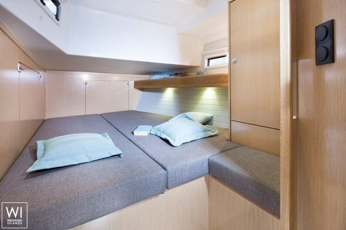 Bavaria 45 Cruiser Bavaria Yachts Interior 2