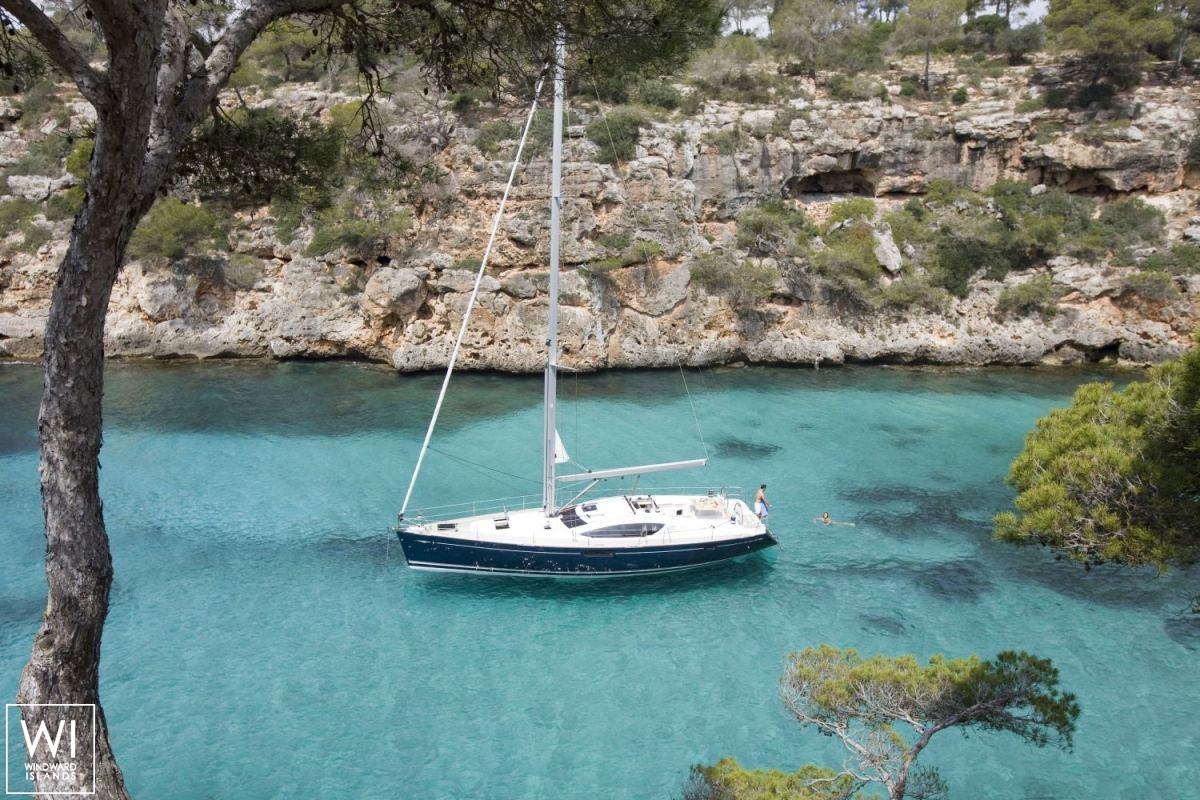 Sun Odyssey 50DS Jeanneau Exterior 2