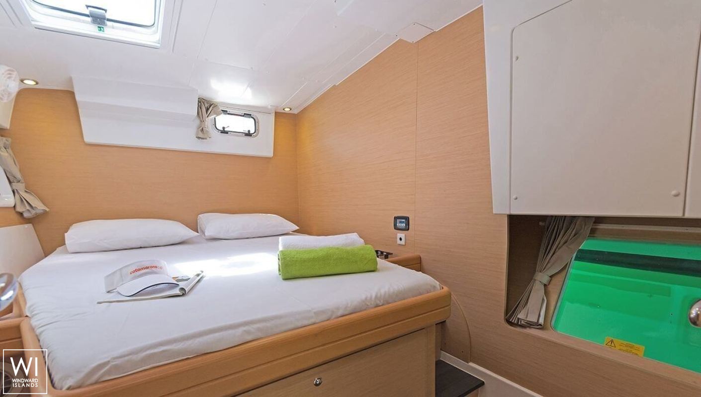 Lagoon 421 Lagoon Catamaran Interior 3