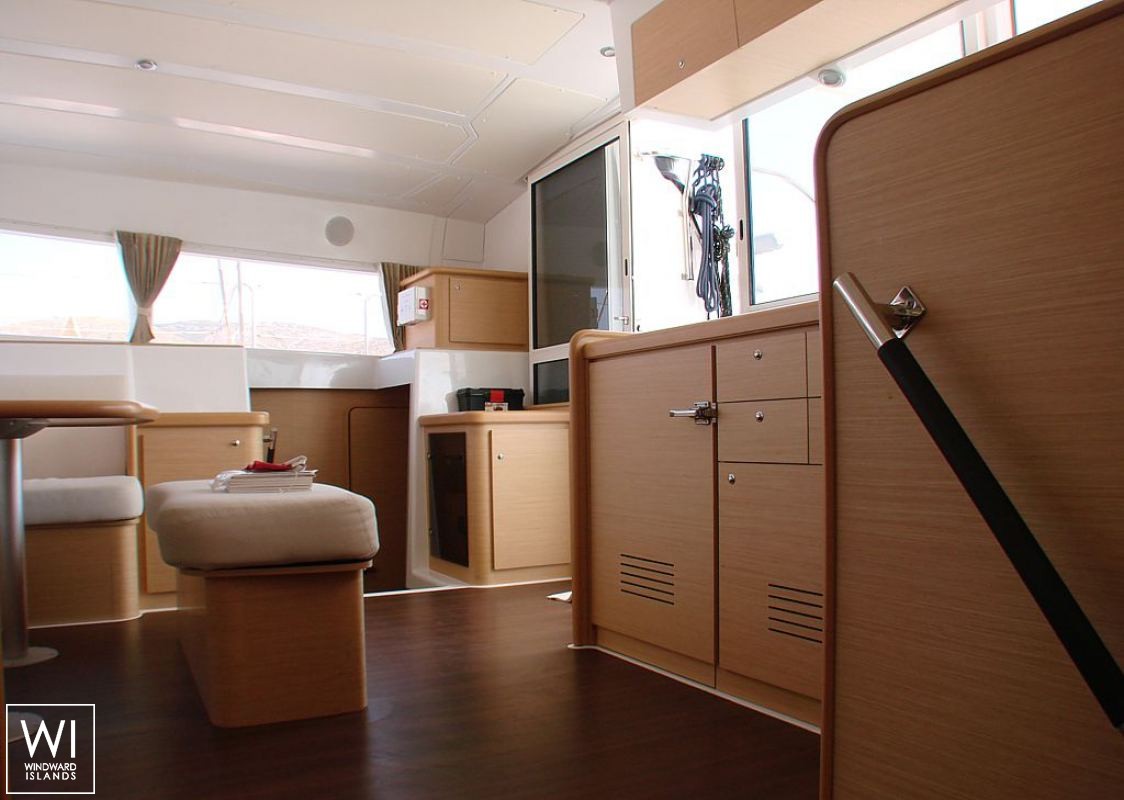 Lagoon 421 Lagoon Catamaran Interior 1
