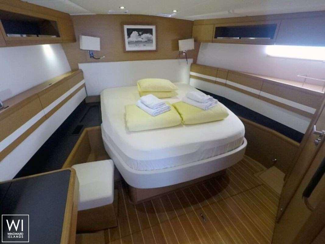 Whyknot  Jeanneau Jeanneau 57 Interior 1