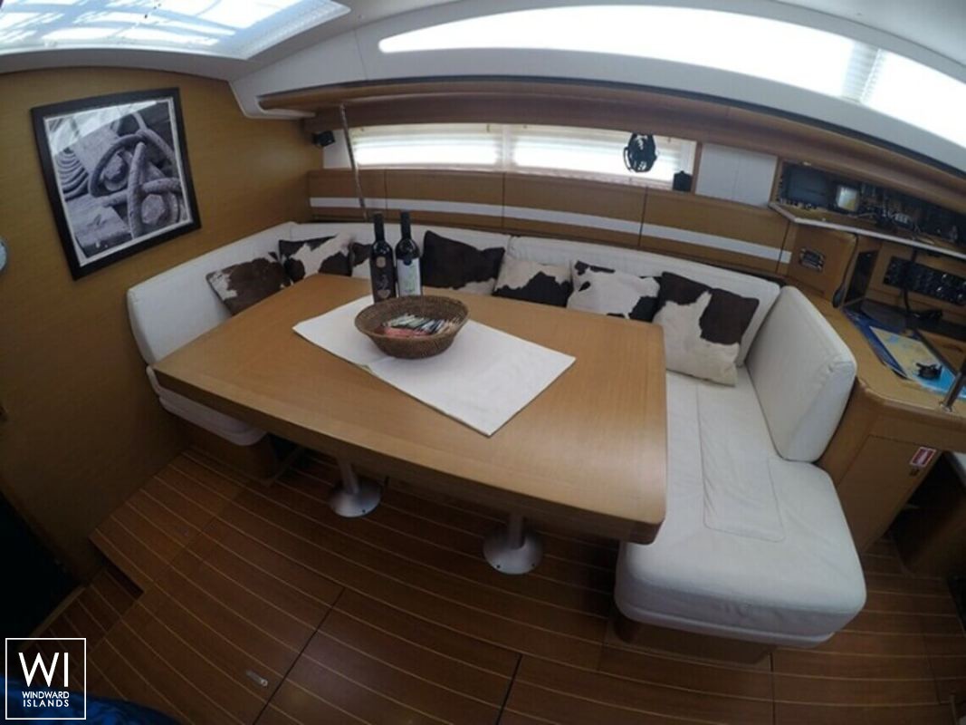 Whyknot  Jeanneau Jeanneau 57 Interior 1