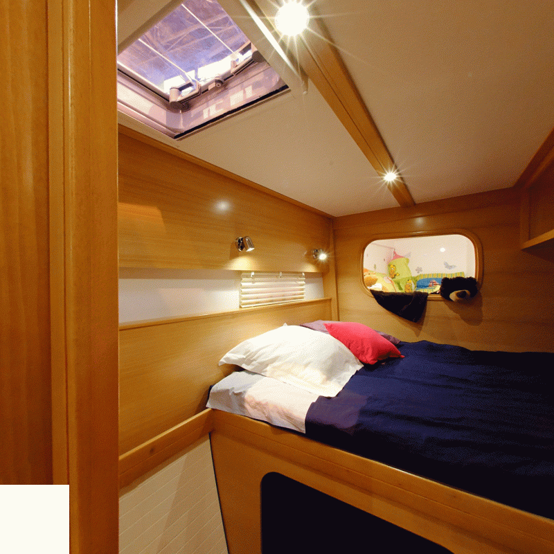 Nautitech 442 Nautitech Catamaran Interior 4