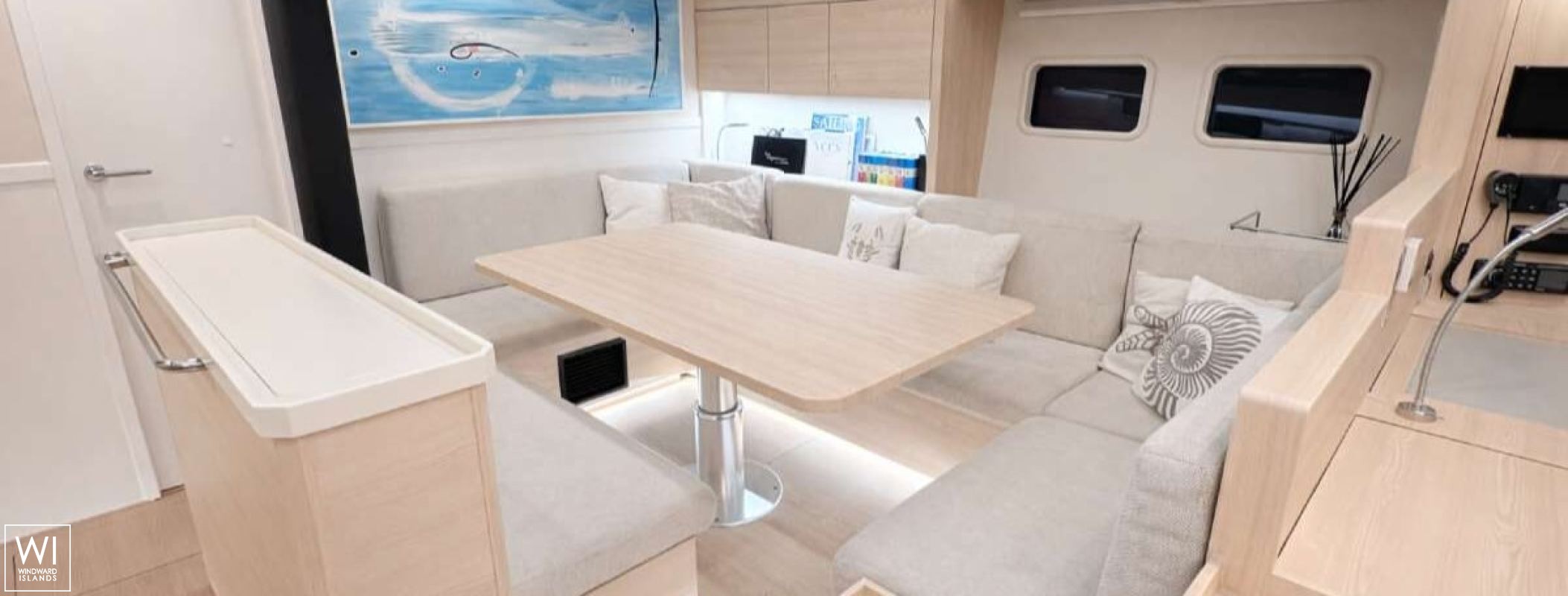 Kind of Blue  Hanse Yachts Hanse 575 Interior 15