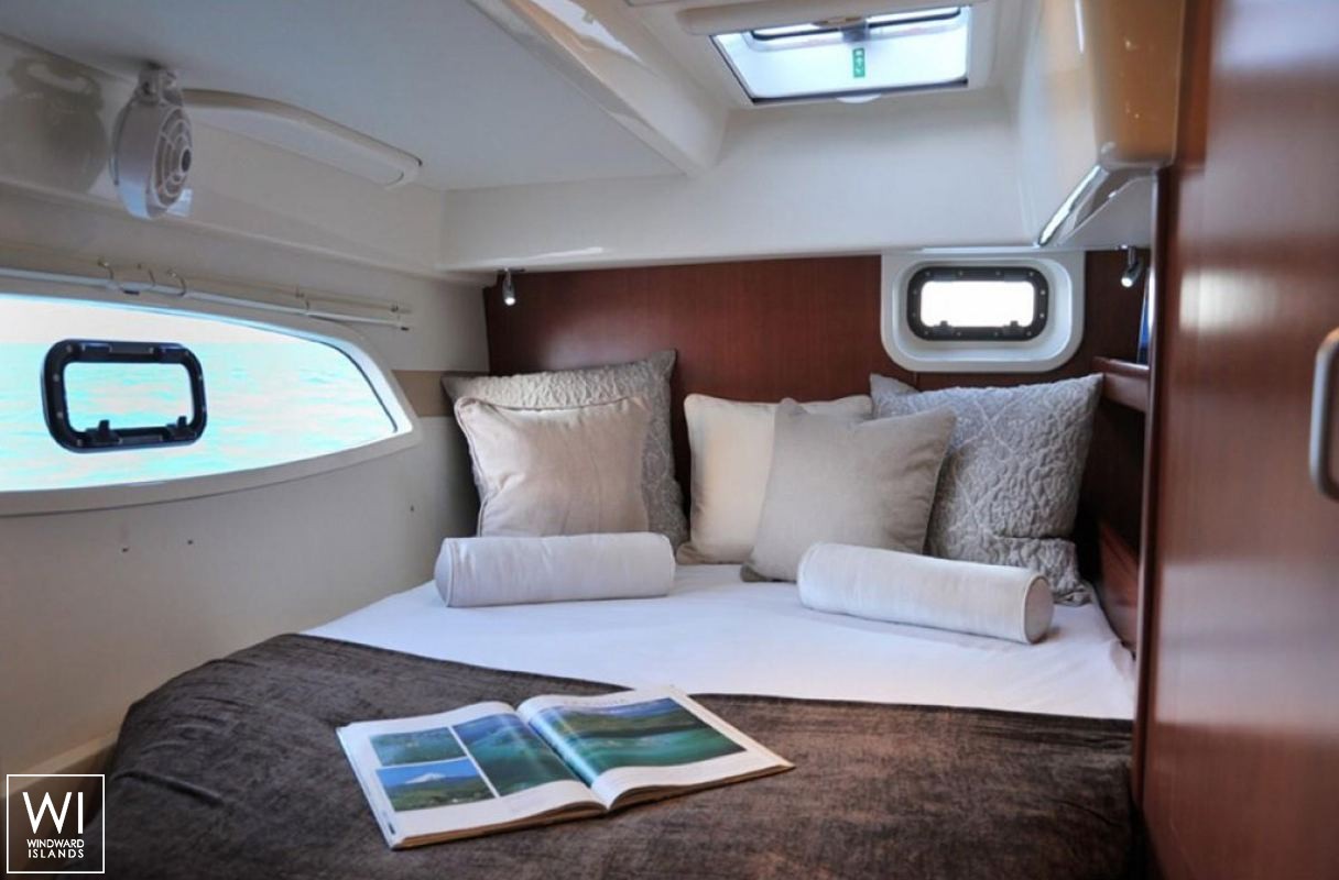 Leopard  444 Robertson & Caines Interior 1