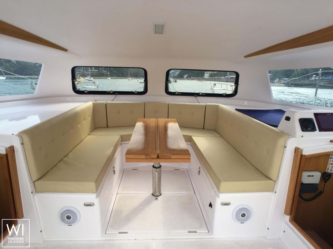 Seawind 1000 XL Seawind Catamaran Interior 2