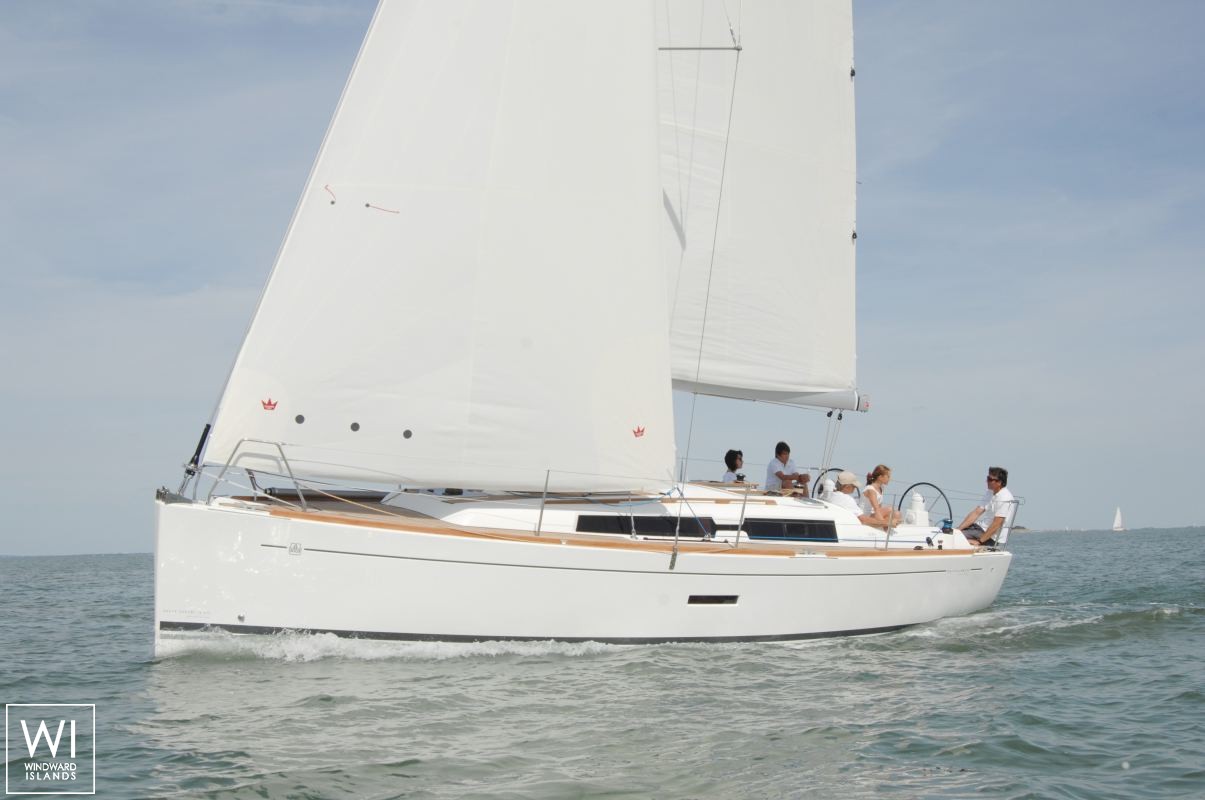 Dufour 450 Dufour Yachts Exterior 3