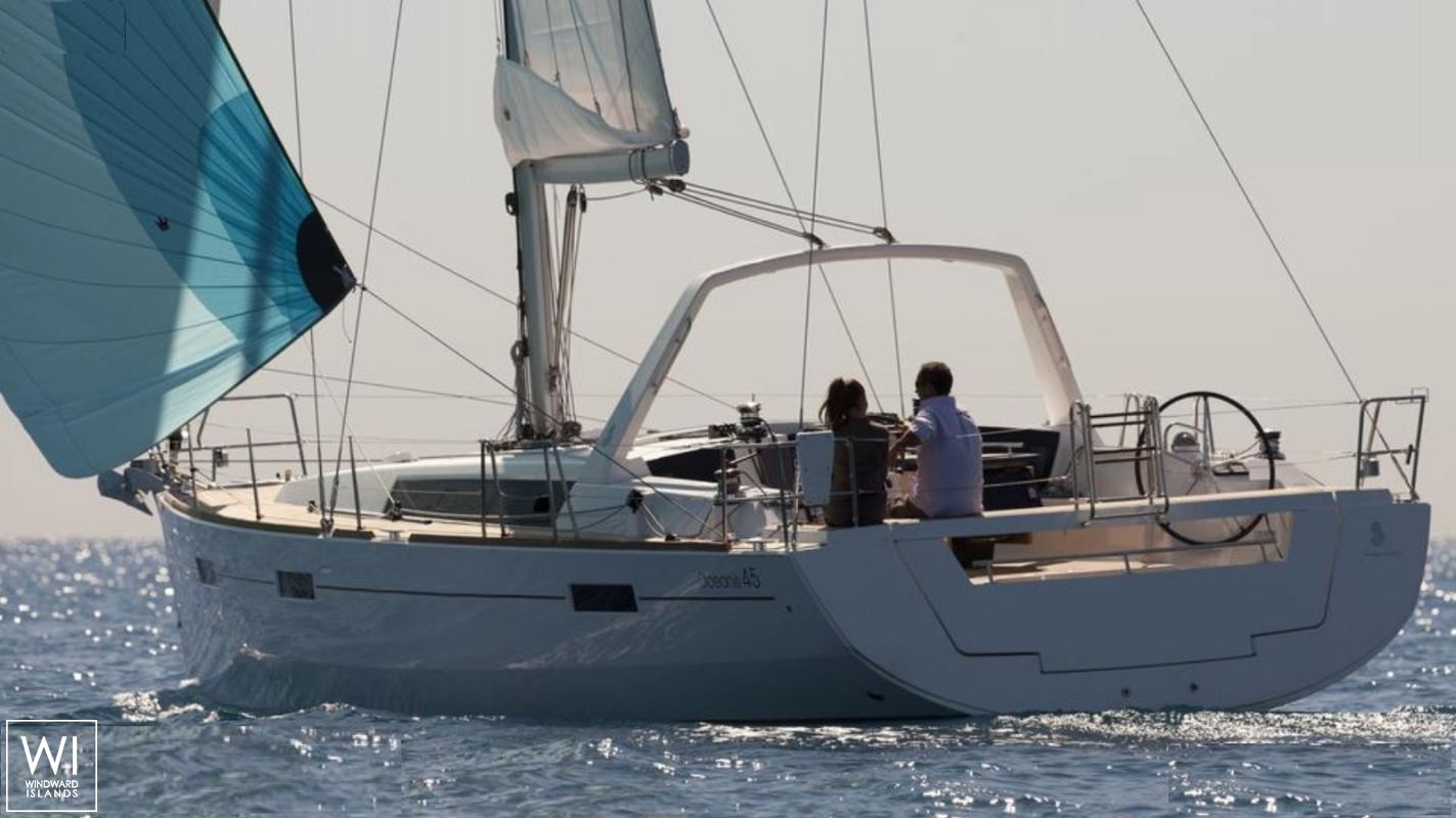 Oceanis  45 Beneteau Exterior 2