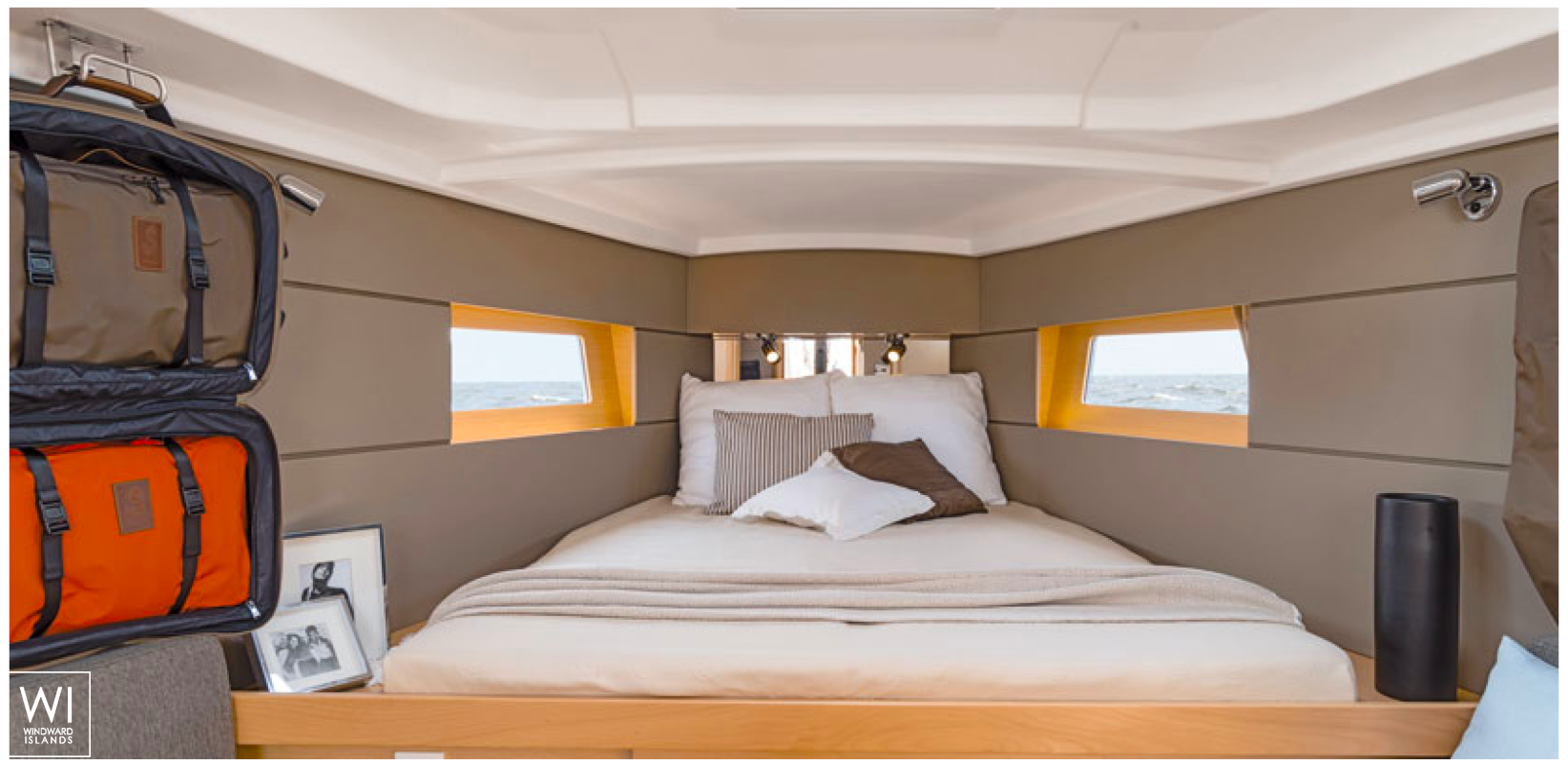 Sun Odyssey 379 Jeanneau Interior 1