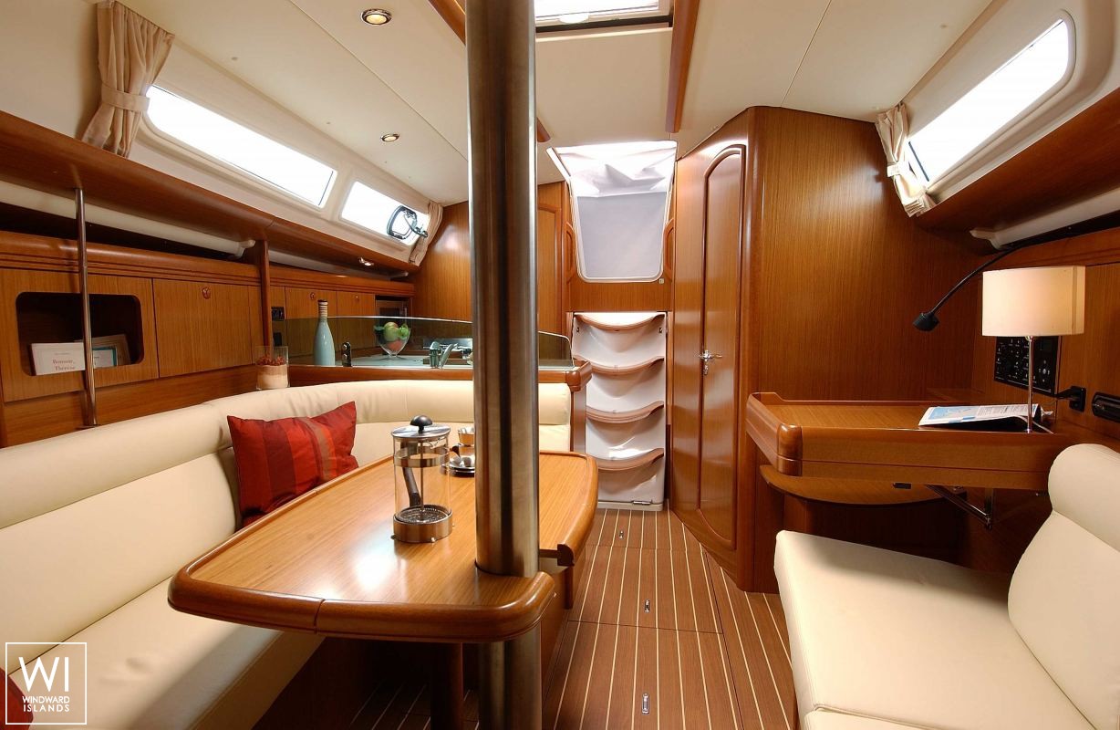 Sun Odyssey 36i Jeanneau Interior 1