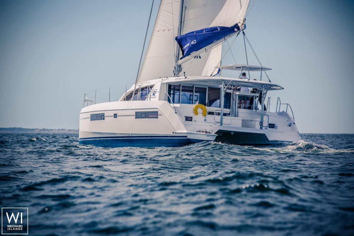 Leopard  4000 Robertson & Caines Exterior 2