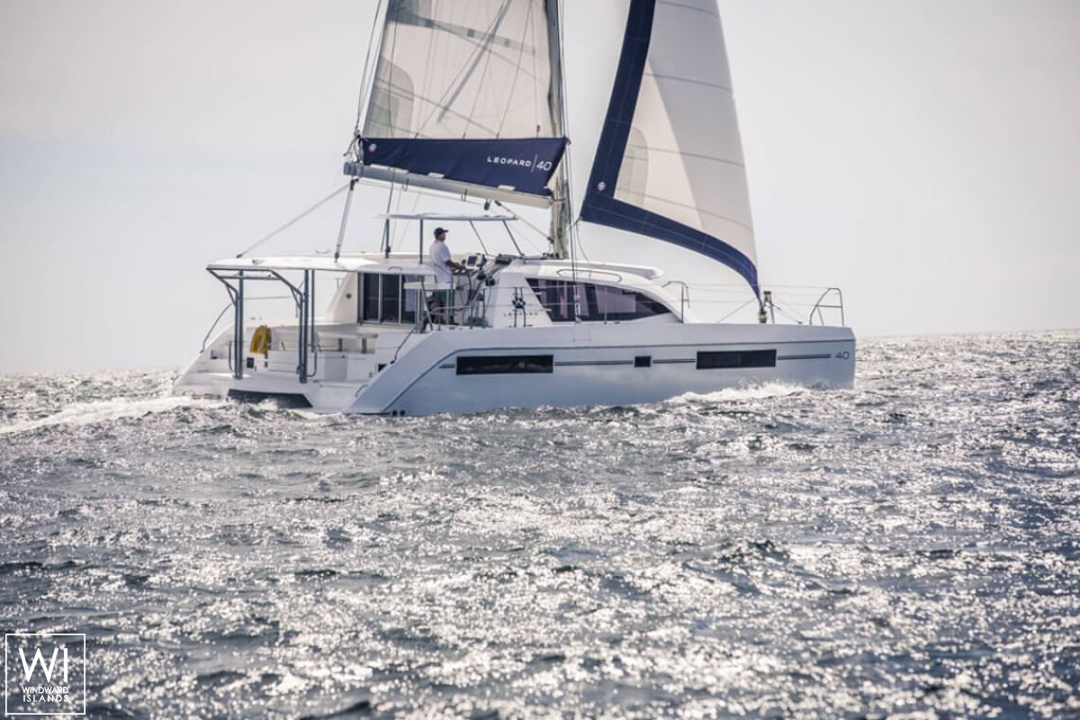 Leopard  4000 Robertson & Caines Exterior 3