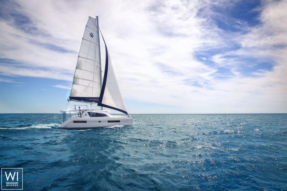 Leopard  4000 Robertson & Caines Exterior 4