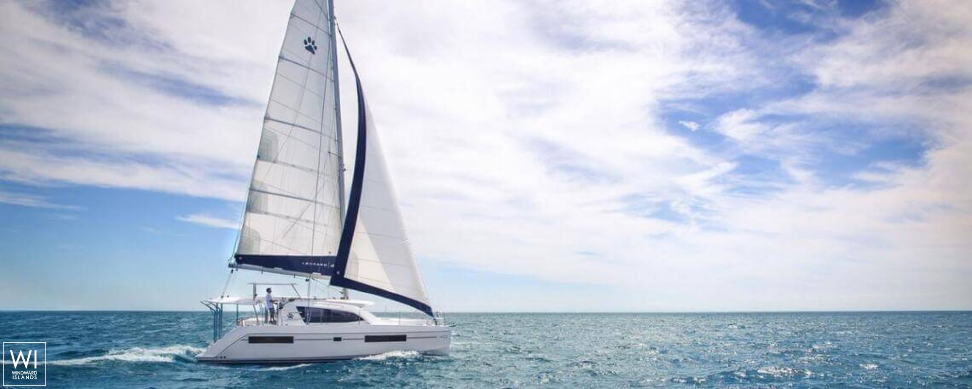 Leopard  4000 Robertson & Caines Exterior 6