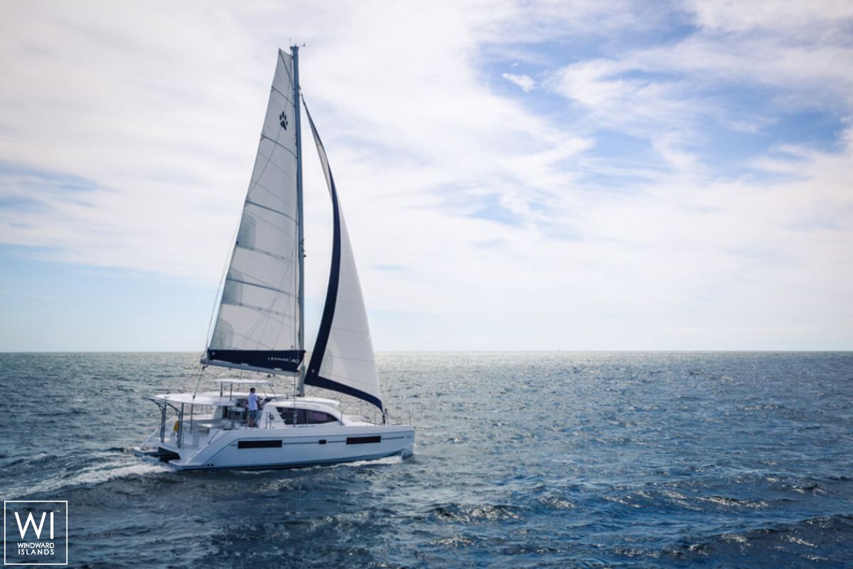 Leopard  4000 Robertson & Caines Exterior 8