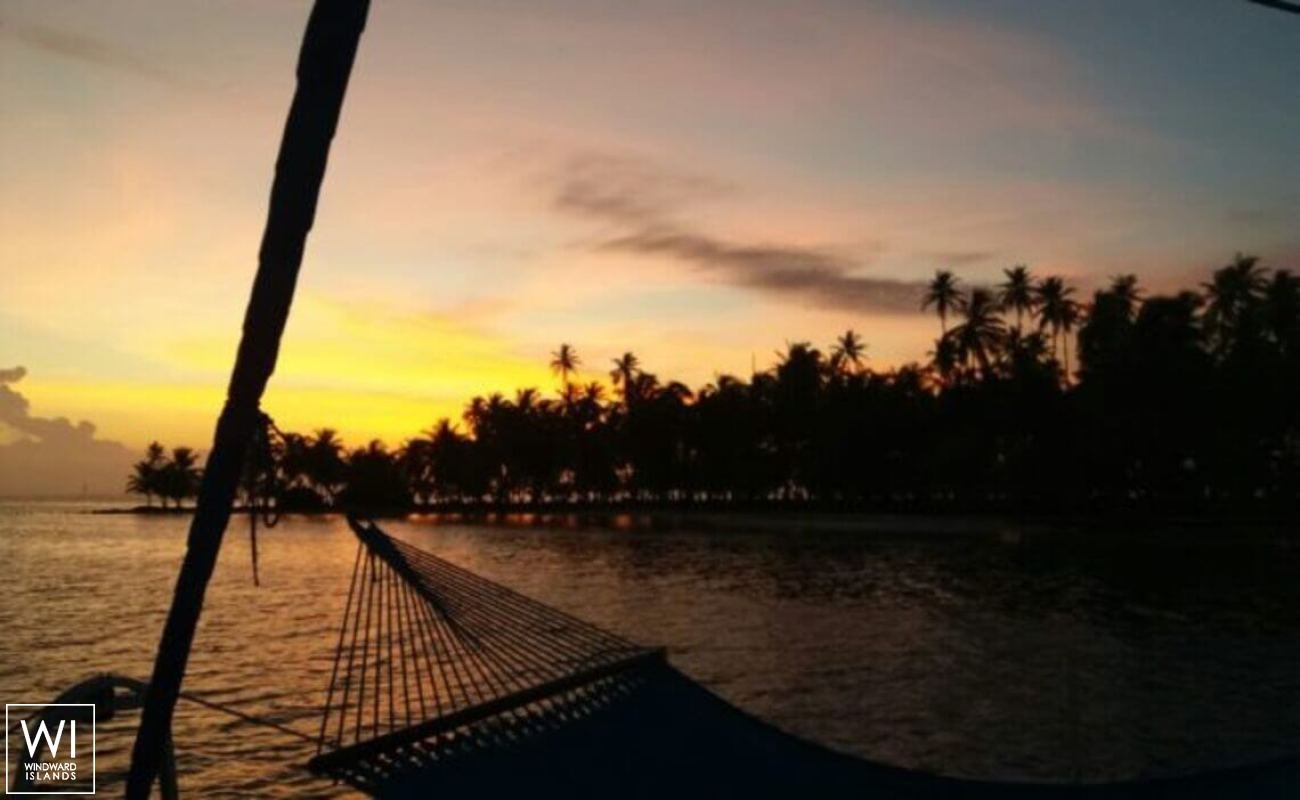 ZENITH   Fountaine Pajot Salina 48 Exterior 6