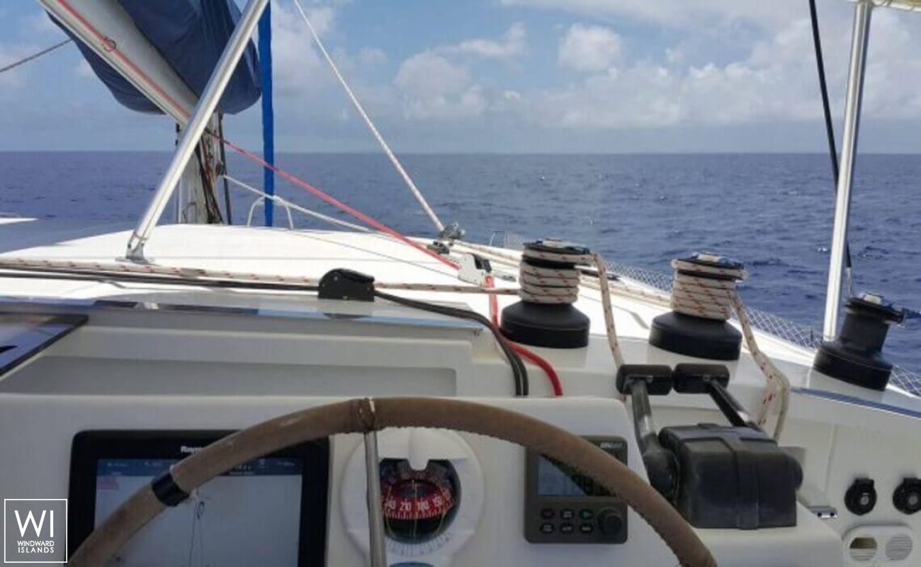 ZENITH   Fountaine Pajot Salina 48 Exterior 7