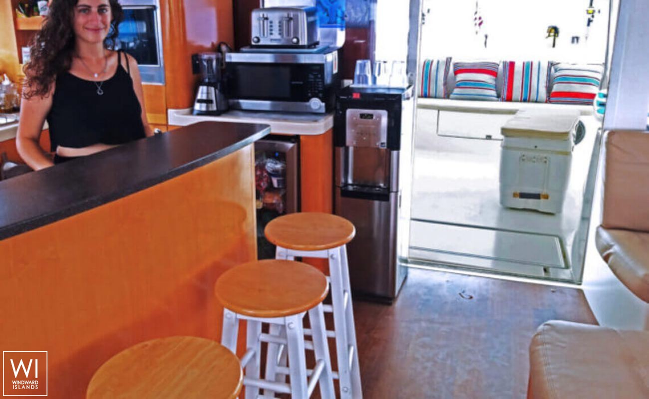 ZENITH   Fountaine Pajot Salina 48 Interior 20