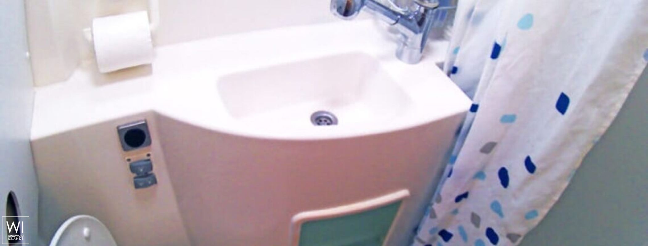 ZENITH   Fountaine Pajot Salina 48 Interior 23