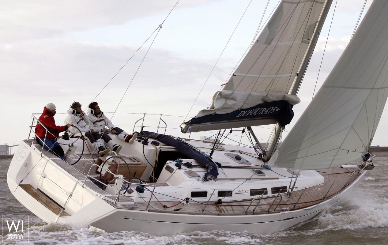 Dufour 425 Dufour Yachts Exterior 2