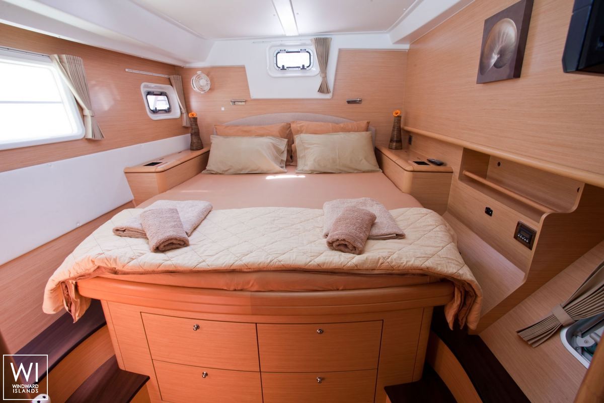 Lagoon 500 Lagoon Catamaran Interior 4