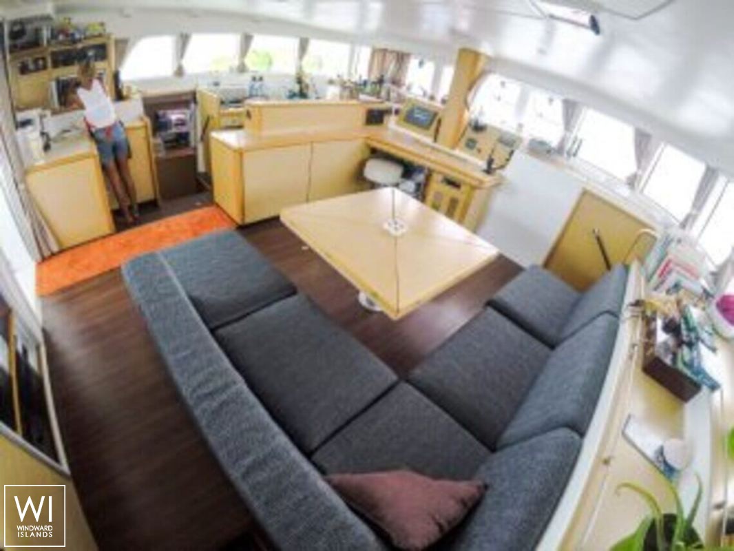 VIP ONE  Lagoon Catamaran Lagoon 500 Interior 17