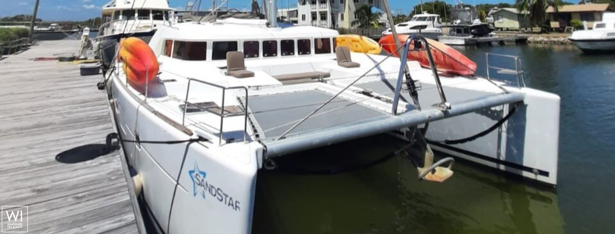 Sandstar  Lagoon Catamaran Lagoon 500 Exterior 3